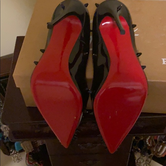 Classic and Classy - Picture 2 of 12